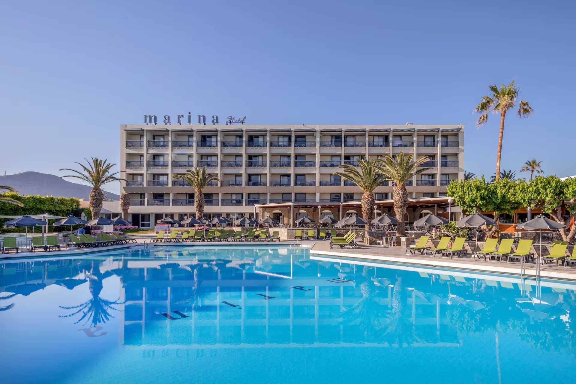 Marina Beach hotel. A member of the partner hotels, where the tennis coach of Tennis in Crete gives lessons and training.