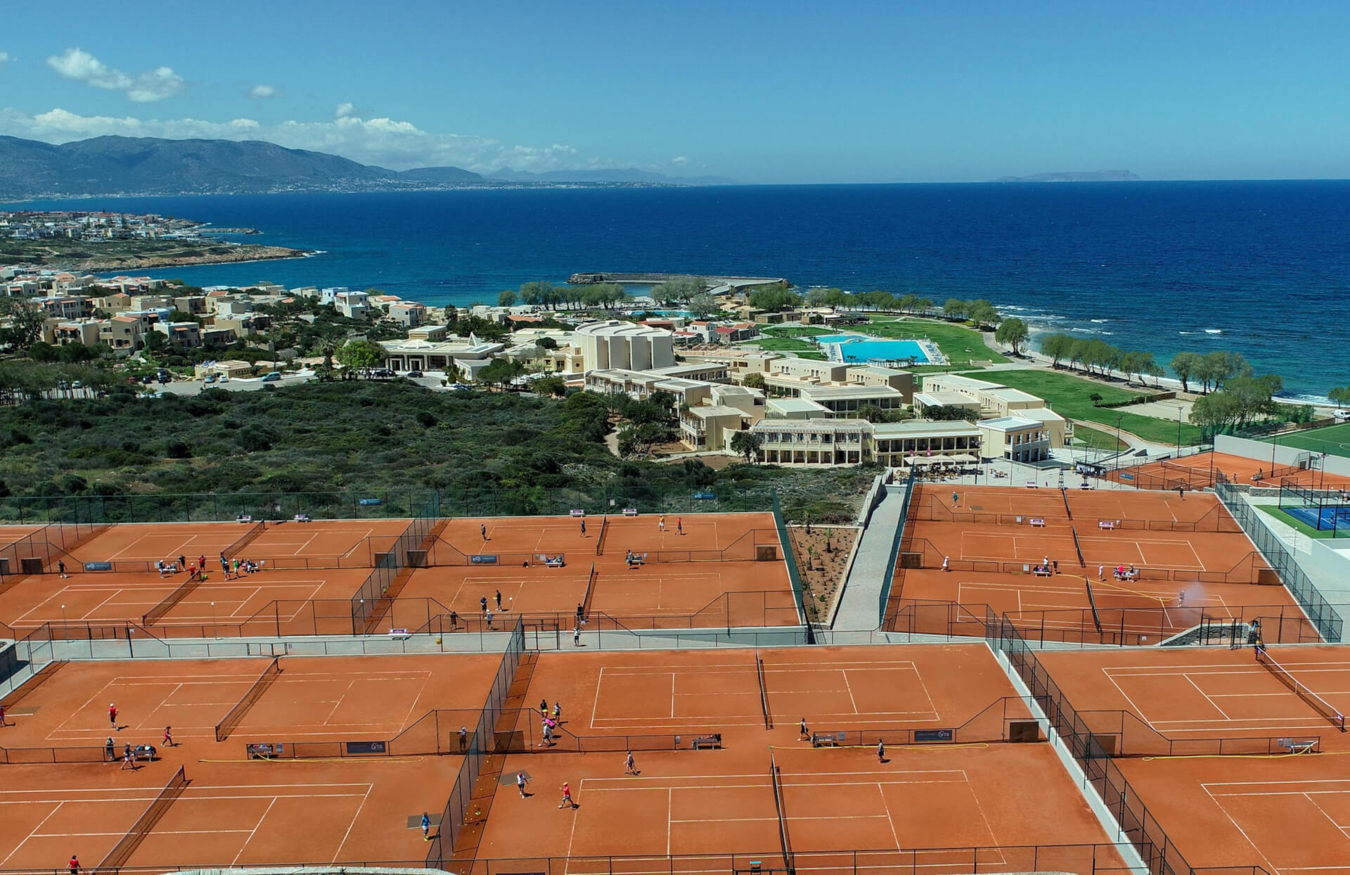 Kalimera Kriti Hotel. A member of the partner hotels, where the tennis coach of Tennis in Crete gives lessons and training.